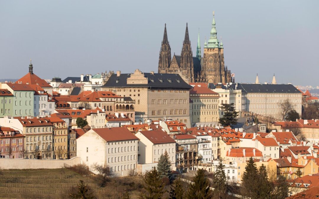 Samochodem do Czech – praktyczny poradnik dla kierowców z Polski